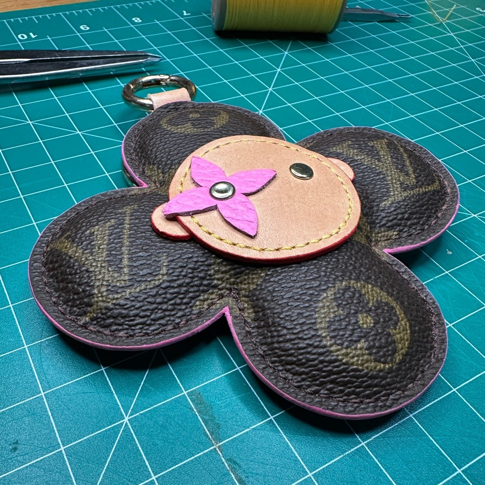 Handmade Leather Bag Accessory - Picture 5 of 5